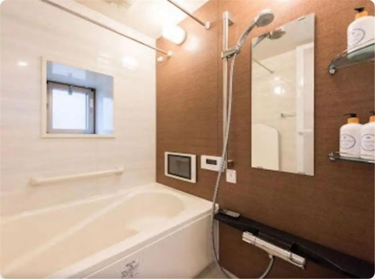Crystal Exe Nipponbashi Mei Mei & Guest House Osaka